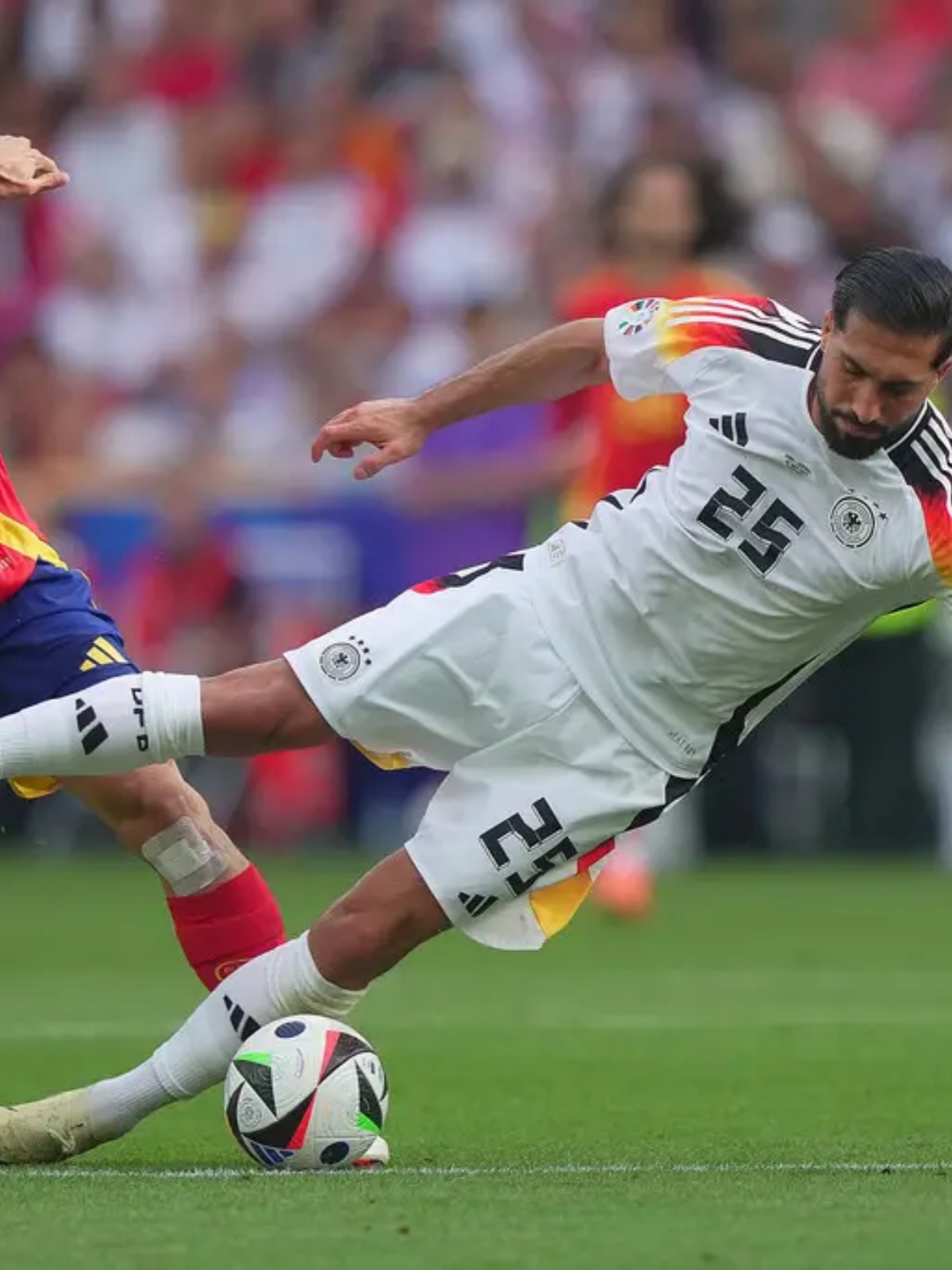 开云在线赛事平台-葡萄牙队险胜德国队，林高远高光表现